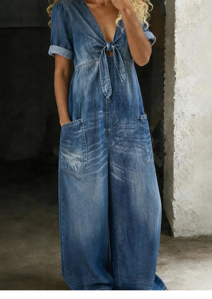 Maya | V-neck jumpsuit with short sleeves
