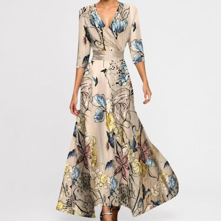 Clara dress|with a floral print