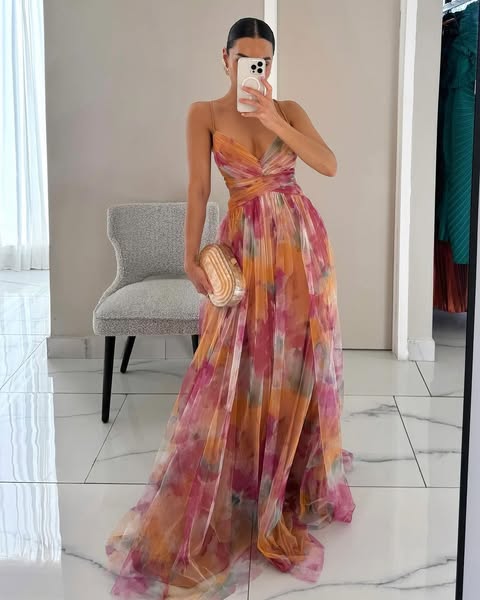 Giselle | maxi dress with a floral pattern